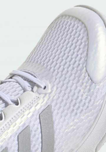 Кроссовки для зала