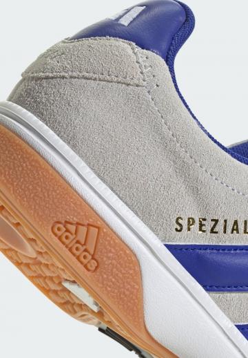 Кроссовки для зала