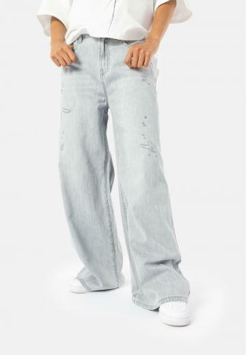 Свободные джинсы