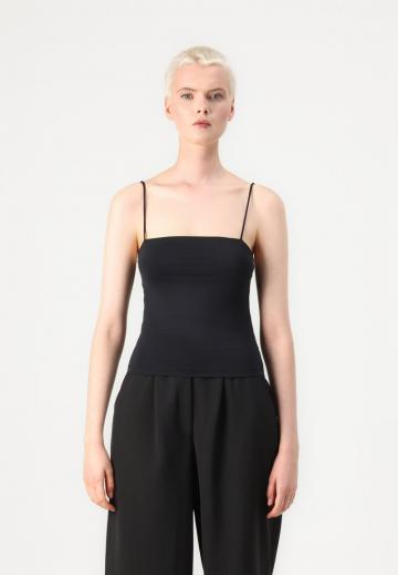 Топ на бретельках