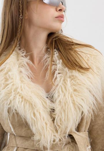 Пальто из искусственной кожи