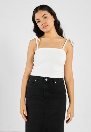 Топ на бретельках