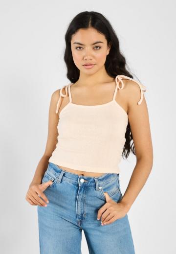 Топ на бретельках