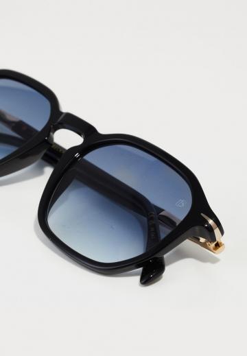 Солнечные очки