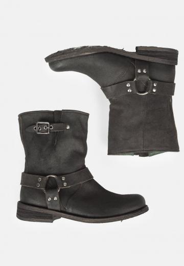 Ковбойские сапожки