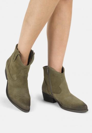 Широкие сапоги