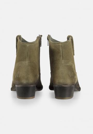 Широкие сапоги