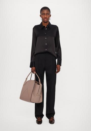 Шелковая блузка