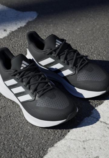 Беговые кроссовки