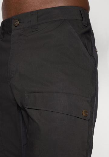 Спортивные штаны