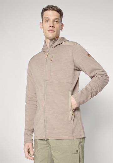 Спортивная кофта