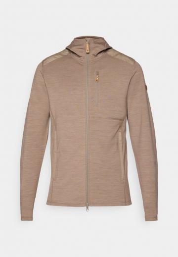 Спортивная кофта