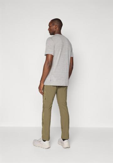 Спортивные штаны