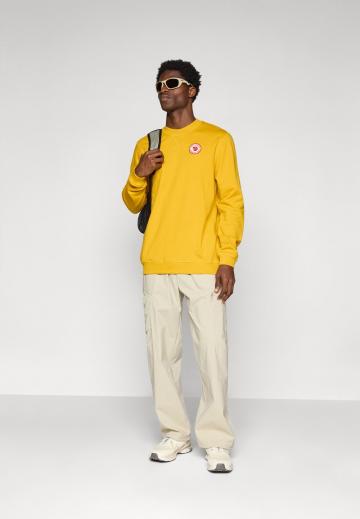 Спортивная кофта