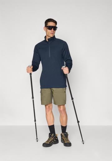 Спортивная кофта