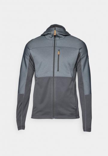 Спортивная кофта