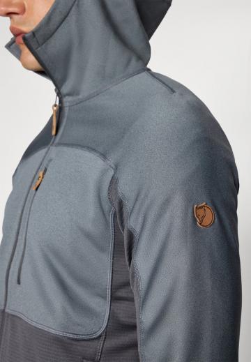 Спортивная кофта