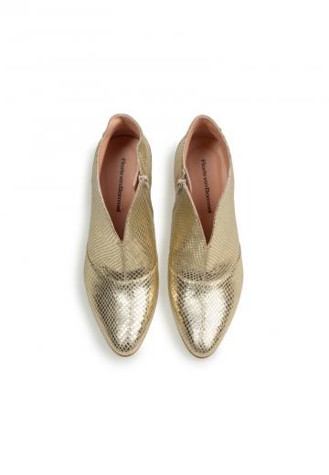 Полусапожки на высоком каблуке