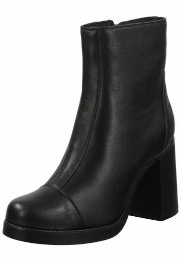 Полусапожки на высоком каблуке