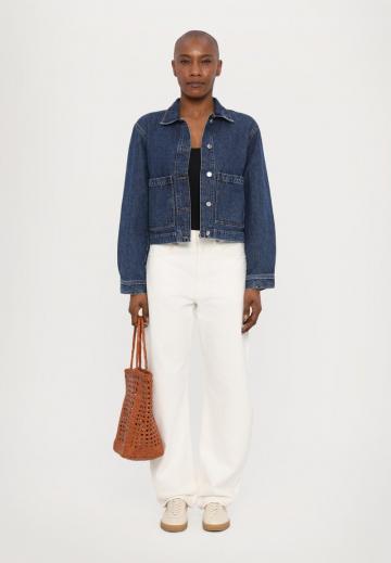 Джинсы бойфренда