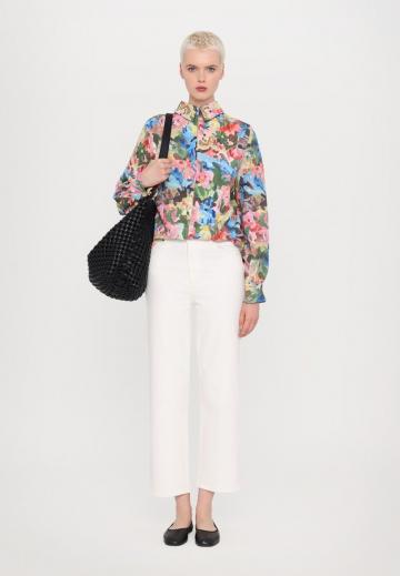 Короткие джинсы