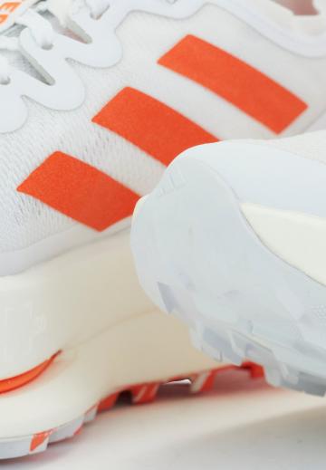 Беговые кроссовки