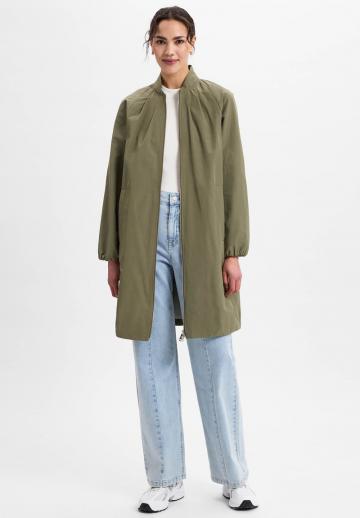 Короткое пальто