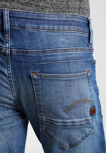 Узкие джинсы