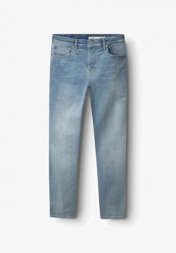 Узкие джинсы