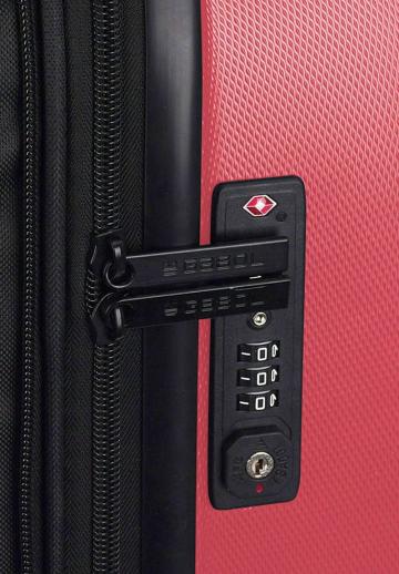 Чемодан на колесах