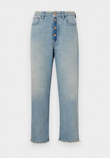 Джинсы бойфренда