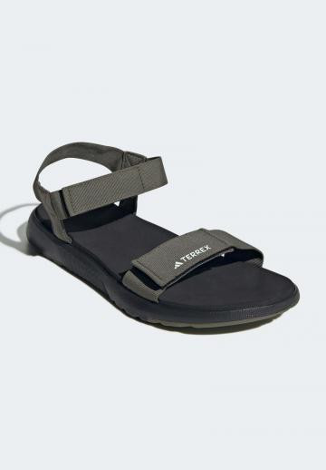 Спортивные сандалии