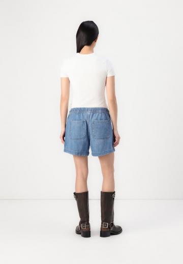 Джинсовые шорты