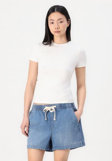 Джинсовые шорты