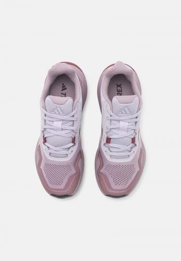 Беговые кроссовки