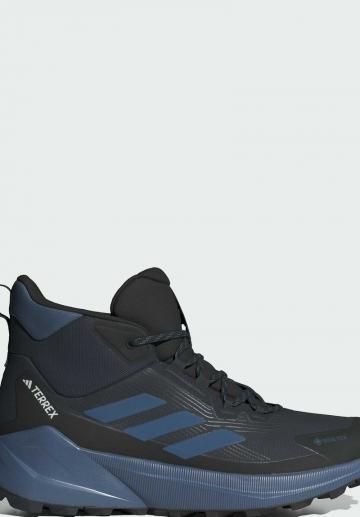 Походные ботинки