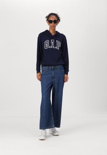 Пуловер с капюшоном