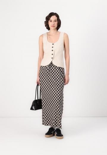 Короткая куртка