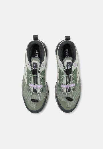 Походная обувь