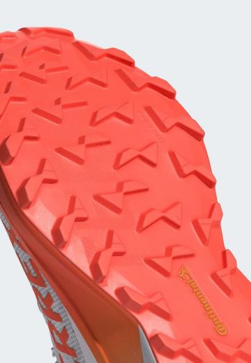 Беговые кроссовки