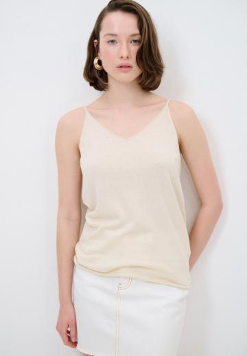 Топ на бретельках