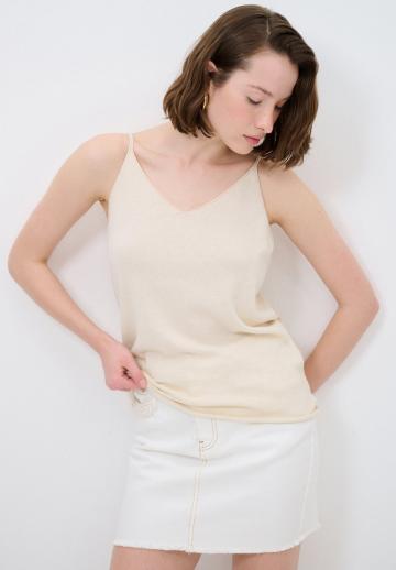 Топ на бретельках