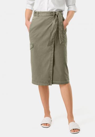 Юбка с накладными карманами