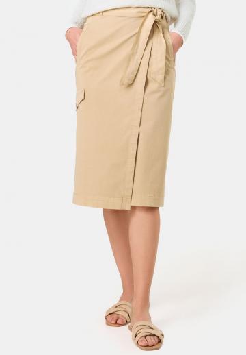 Юбка с накладными карманами