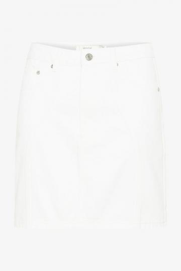 Юбка с накладными карманами