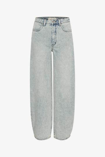 Свободные джинсы