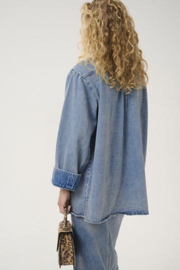 Джинсовая блузка