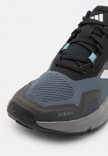 Беговые кроссовки