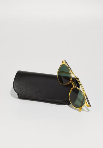 Солнечные очки