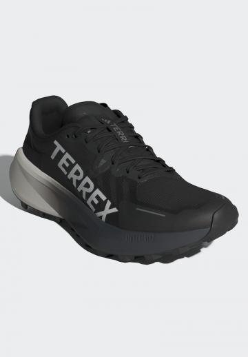 Беговые кроссовки